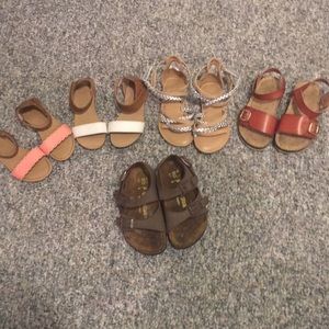 Bundle of sandals